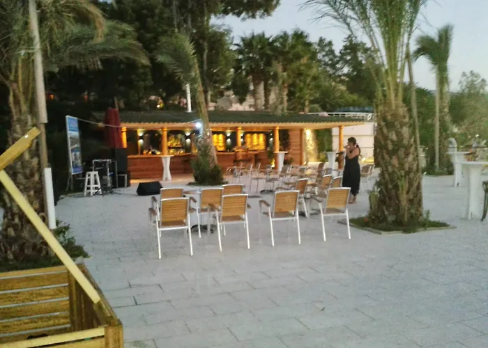 Club Flipper Bodrum Otel *