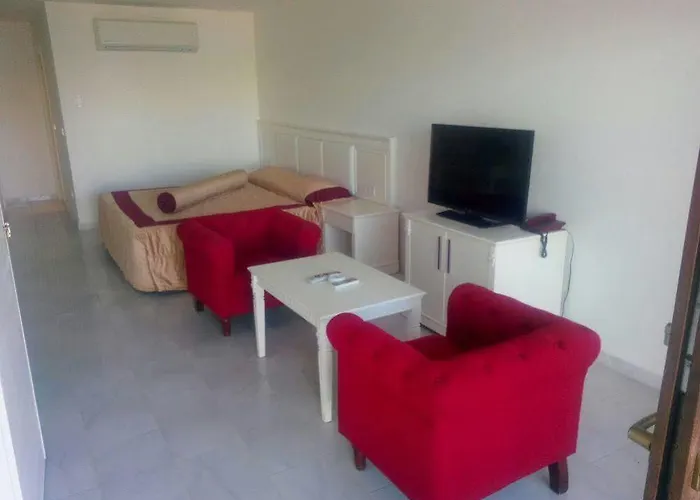 Otel Club Flipper Bodrum *